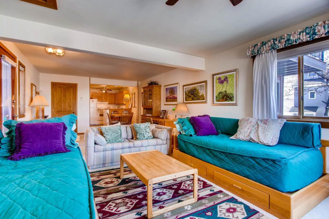 Ski-In Ski-Out Studio Private Balcony & Fireplace Condo เครสเตดบิวต์ ภายนอก รูปภาพ