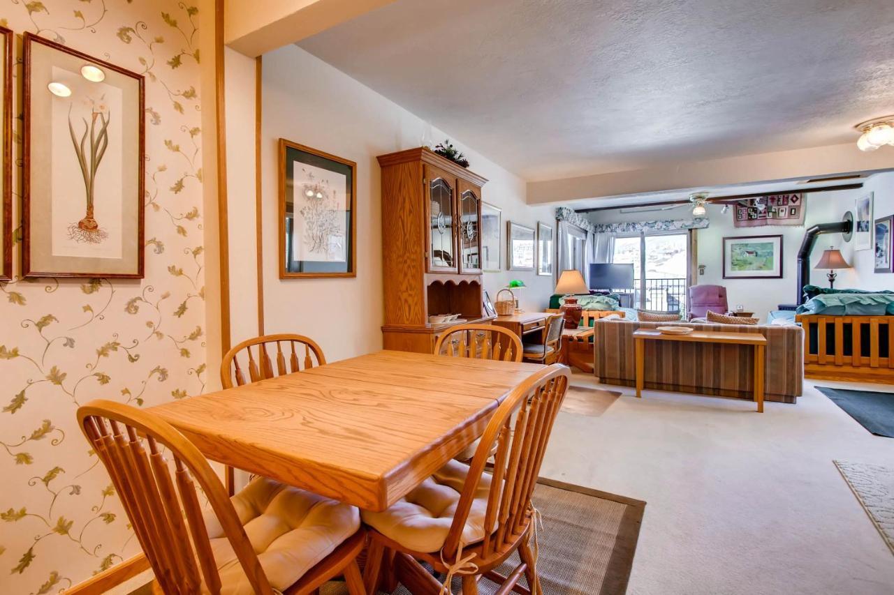 Ski-In Ski-Out Studio Private Balcony & Fireplace Condo เครสเตดบิวต์ ภายนอก รูปภาพ