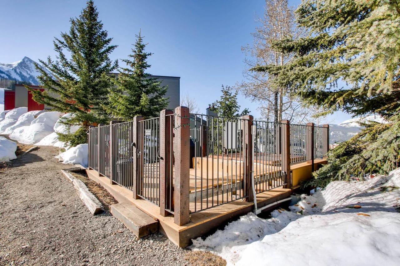 Ski-In Ski-Out Studio Private Balcony & Fireplace Condo เครสเตดบิวต์ ภายนอก รูปภาพ